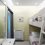 Ve *